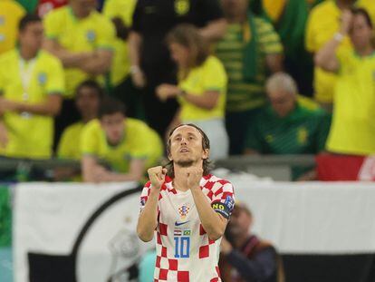 Luka Modric durante el partido entre Brasil y Croacia en el estadio Ciudad de la Educación este viernes.