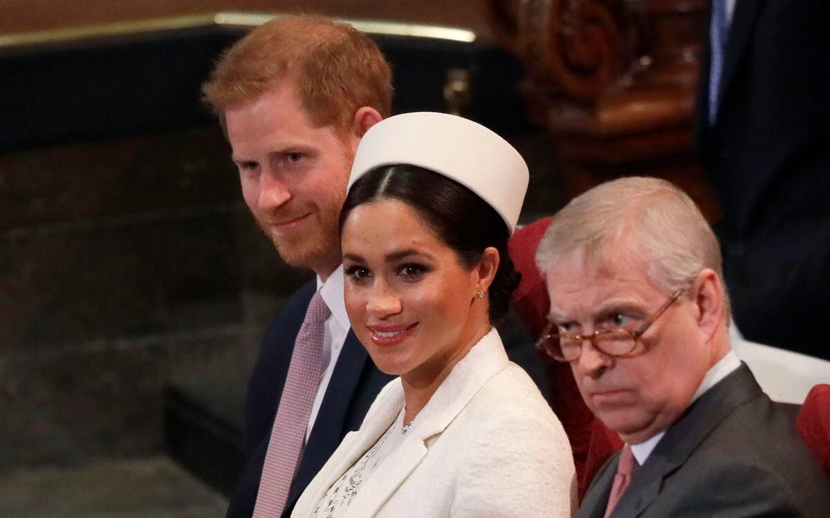 El Príncipe Enrique Es El Primero De La Familia Real Británica Que Critica Al Príncipe Andrés