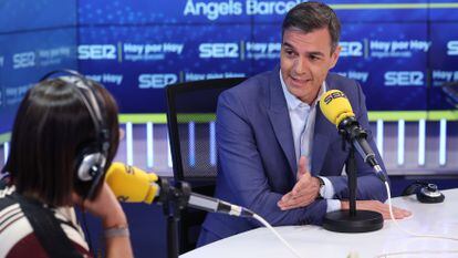 Àngels Barceló entrevista a Pedro Sánchez en la Cadena SER