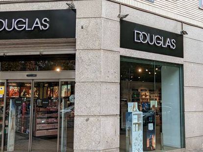 Una tienda de Douglas en Madrid.