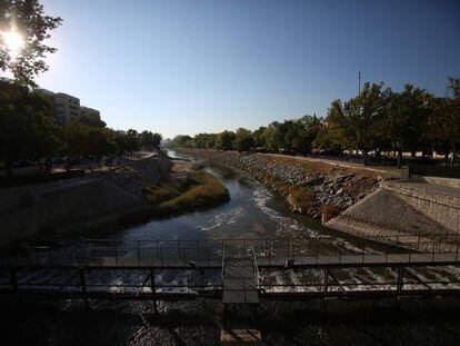 El Manzanares en su tramo urbano.