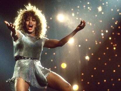 Tina Turner performs on stage at Ahoy, Rotterdam, Netherlands, 4th November 1990. (Photo by Rob Verhorst/Redferns)