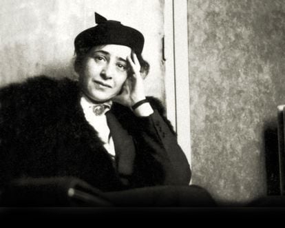 Hannah Arendt (1906 -1975) retratada desde Estados Unidos poco después de llegar al país, en 1941.