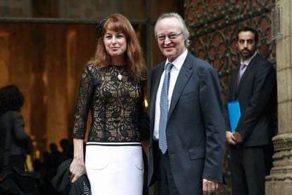 El exministro Josep Piqué y su esposa, la periodista Gloria Lomana.
