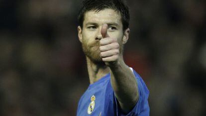 Xabi Alonso, durante el partido ante el Valencia.