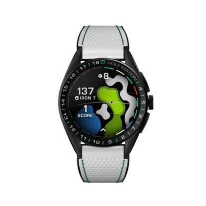 
TAG Heuer ha creado al mejor aliado para los golfistas profesionales: el Connected Watch Calibre E4-Golf Edition. Un reloj que incluye desde un rastreador de golpes automatizado a un marcador de bolas magnético.
Precio: 2.500 euros. 