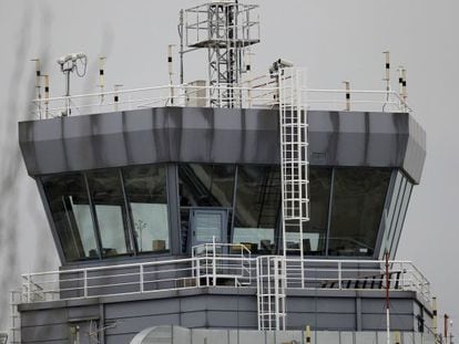 Torre de control del aeropuerto de Madrid-Barajas