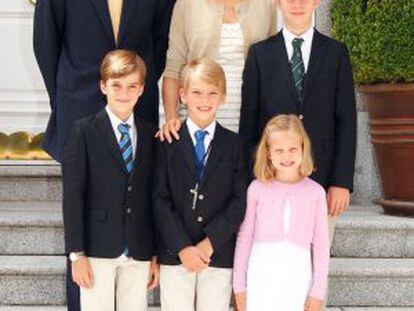 Los duques de Palma con sus hijos, en la imagen que han enviado como felicitación navideña.
