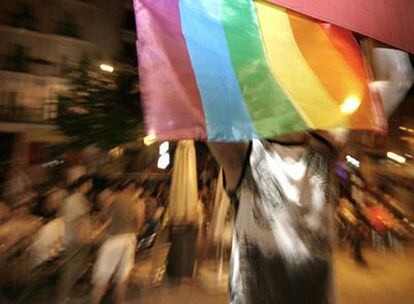 Preparativos de la celebración del Orgullo en Chueca, el pasado julio.