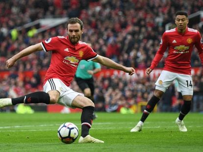 Juan Mata, en el United-West Brown.