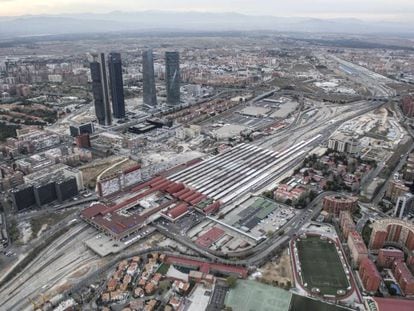 Vista a&eacute;rea de los terrenos afectados por la Operaci&oacute;n Chamart&iacute;n, en Madrid. 