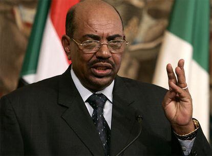 El presidente de Sudán, Omar Al-Bachir, en esta foto de archivo