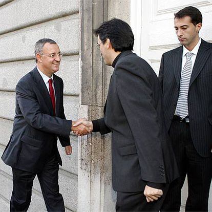 Jesús Caldera, a su llegada  a la sede del Arzobispado de Madrid.