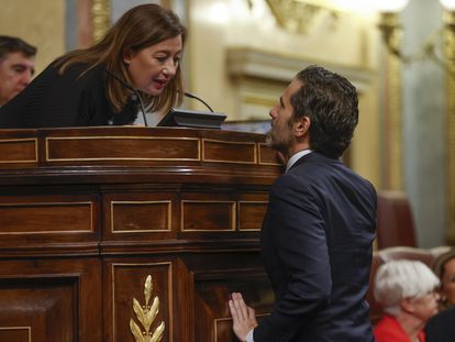 Francina Armengol y Borja Sémper, el jueves en el Congreso.