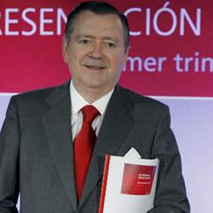El consejero delegado del Santander, Alfredo Sáenz, durante la presentación de resultados de la entidad del primer trimestre del año.
