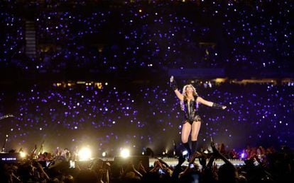La actuación de Beyoncé durante el intermedio de la Super Bowl.