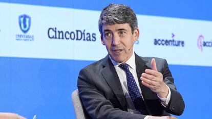 Domingo Mirón, presidente de Accenture, durante el acto.