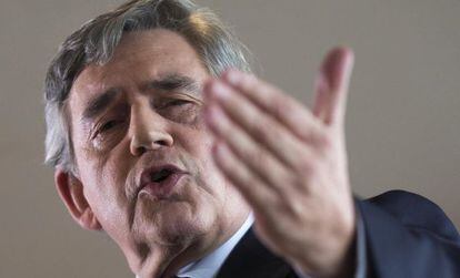 Gordon Brown en pleno discurso ante los militantes laboristas