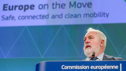 El comisario de Energía y Acción por el Clima, Miguel Arias Cañete, en Bruselas, este jueves.