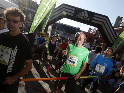 Carrera de montaña en la que participan personas con discapacidades.