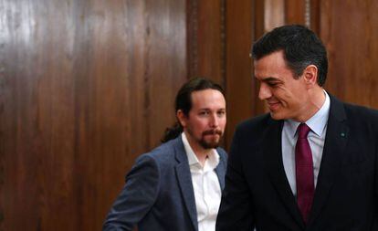 El presidente del Gobierno en funciones, Pedro Sánchez, y el líder de Unidas Podemos, Pablo Iglesias.