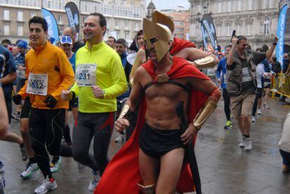 Carrera San Silvestre de este fin de año en la Plaza de María Pita, en A Coruña.