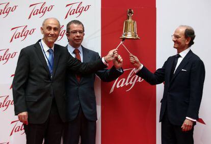 De izquierda a derecha, Segundo Vallejo, director general de Talgo, Jos&eacute; Mar&iacute;a Oriol, consejero delegado, y Carlos Palacio Oriol, presidente, en el estreno burs&aacute;til de Talgo en mayo de 2015.