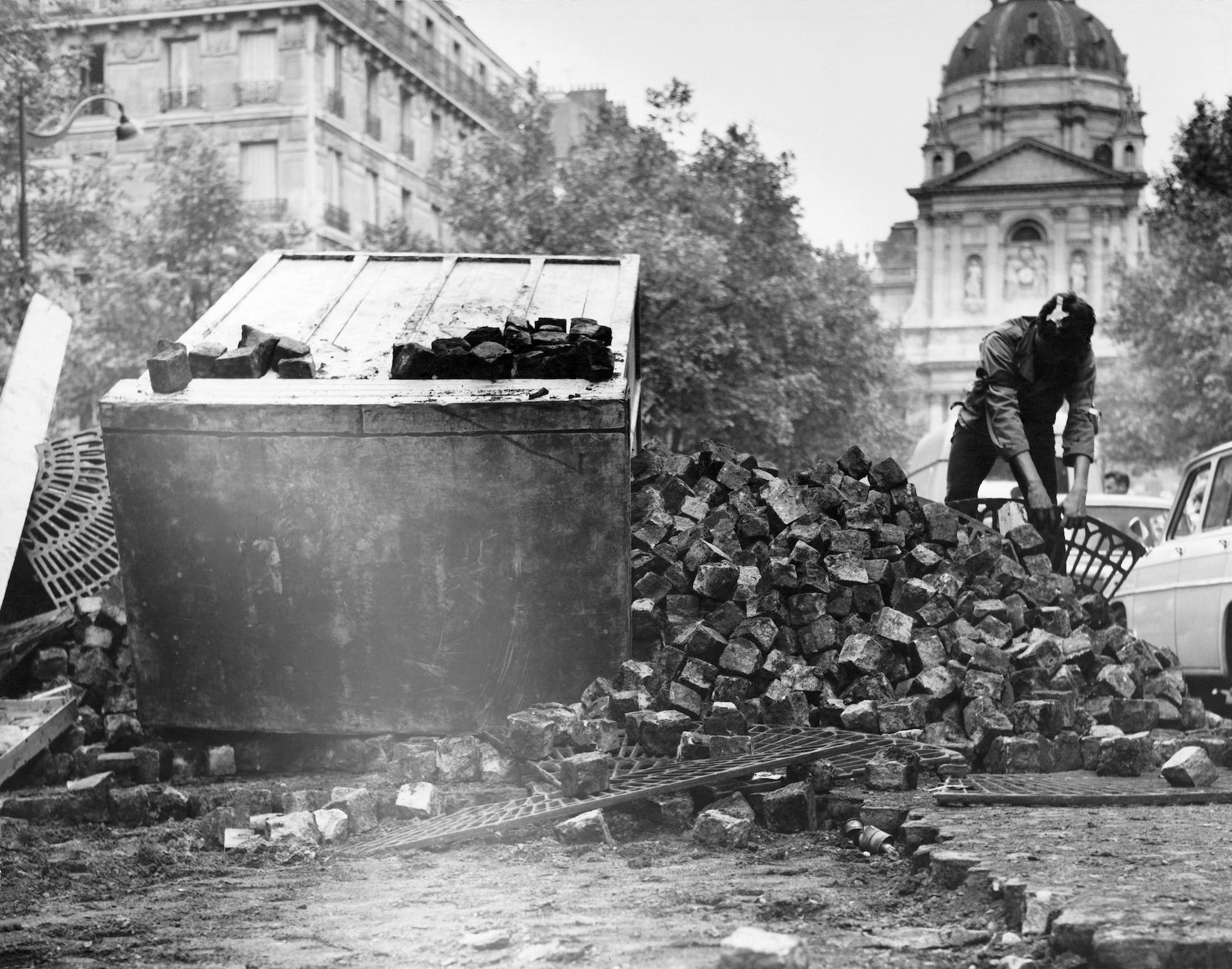 Guy Debord, el teórico revolucionario que inspiró las barricadas y