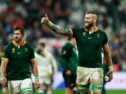 Rudolph Snyman celebra el pase a la final, después de que Sudáfrica venciera a Inglaterra en las semifinales.