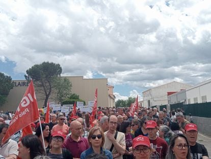 Manifestación celebrada hace dos semanas en Vilafranca (Castellón) contra el cierre de Marie Claire.