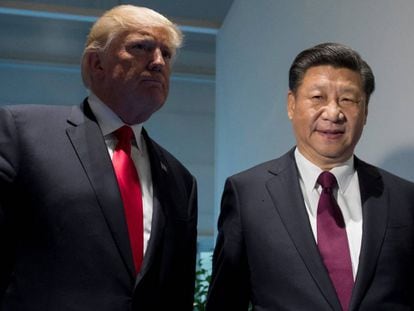 El presidente chino, Xi Jinping, junto al presidente de EE UU, Donald Trump.  