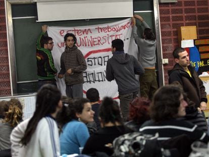 Los líderes de la protesta anti-Bolonia diseñan nuevas estrategias en una reunión en Valencia.