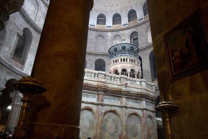 Tumba de Jesucristo en la Iglesia del Santo Sepulcro en Jerusalén.