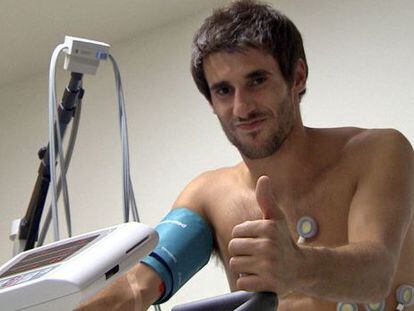 Javi Mart&iacute;nez, durante el reconocimiento m&eacute;dico con el Bayern.