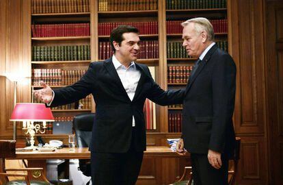 Tsipras recibe este martes en Atenas al ministro de Exteriores franc&eacute;s.