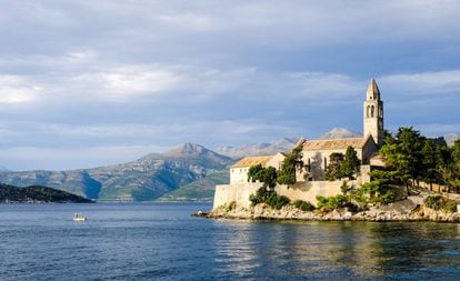 Monasterio franciscano de la isla de Lopud, en el archipiélago de las Elafiti, al noroeste de Dubrovnik (Croacia).