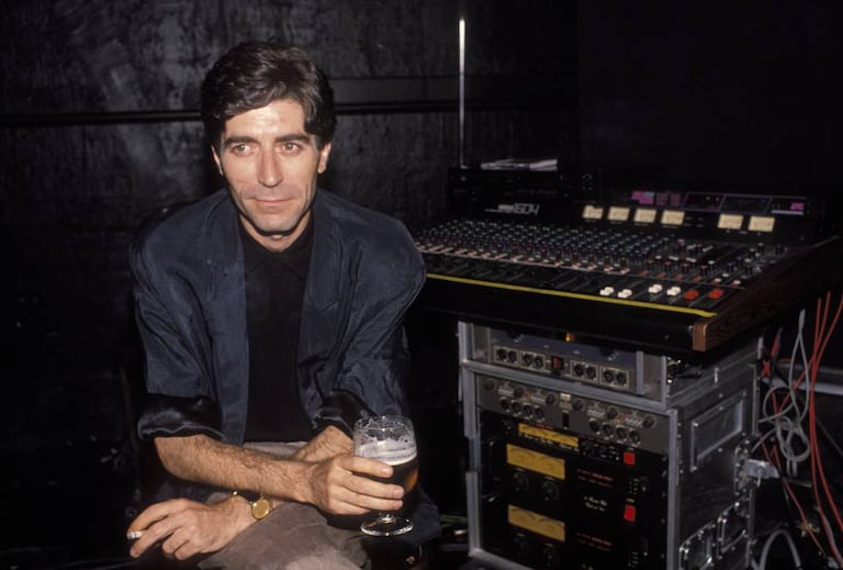 Joaquín Sabina, en una imagen de archivo de 1988. / Getty