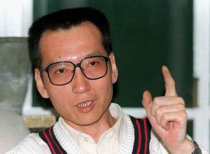 El activista Liu Xiaobo, en marzo de 1995.