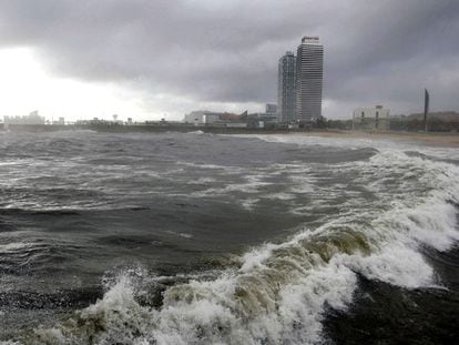 Imagen de la playa del Bogatell de Barcelona.