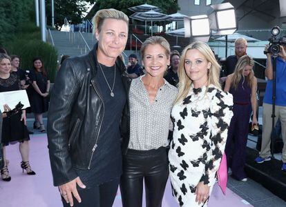 Abby Wambach, Glennon Doyle y Reese Witherspoon, en 2018.