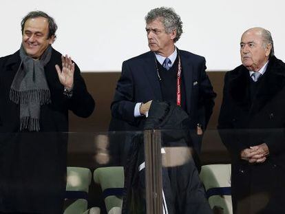 Los presidentes de la UEFA, la RFEF y la FIFA, en 2014.