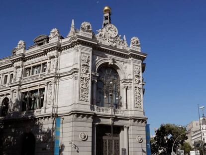 Fachada del Banco de España. 