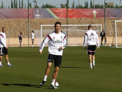 Ronaldo, durante un entrenamiento en el Mundial de Clubes. 