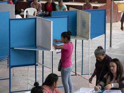 Residentes de La Unión (Zacapa), votan en las elecciones presidenciales de agosto de 2019.