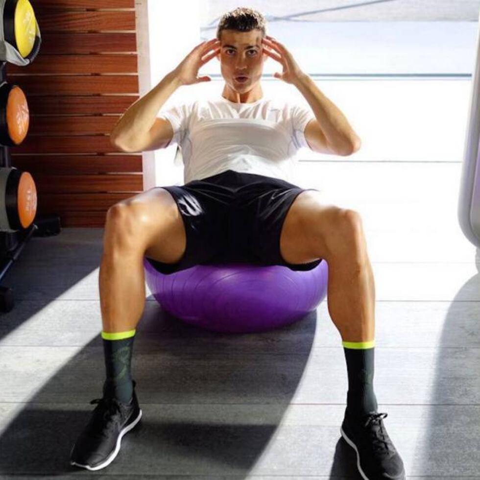 A Cuantas Abdominales Equivale Un Minuto De Plancha La verdad sobre cuántos abdominales hace al día Cristiano Ronaldo | ICON |  EL PAÍS