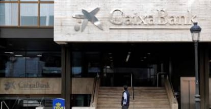 Comisiones cuentas Caixabank  Aviso importante de Caixabank a sus