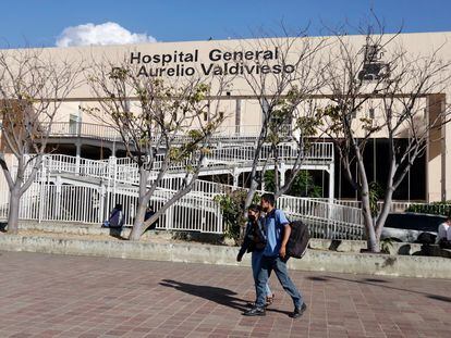 El Hospital General Doctor Aurelio Valdivieso en Oaxaca; donde fueron internados los menores mordidos por un murciélago.