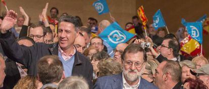 Xavier Garc&iacute;a Albiol y Mariano Rajoy en Salou (Tarragona).