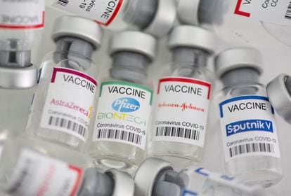 Viales de varias vacunas contra la covid-19.