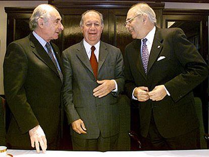 Jorge Batlle (der.), junto al presidente de Chile, R. Lagos, y al ex presidente de Argentina, F. de la Rúa.